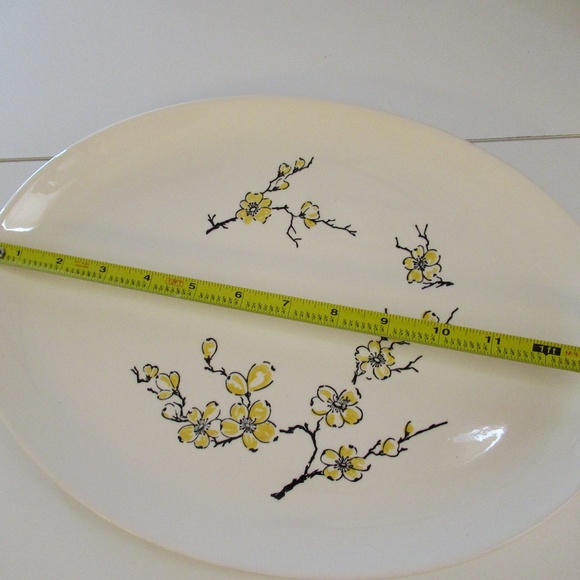 Marcrest Yellow Dogwood Oval Oven Proof Platter - Picture 5 of 8
